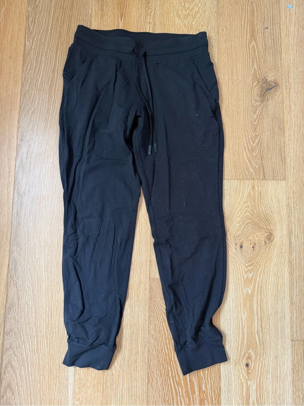 Lululemon • Black Jogger